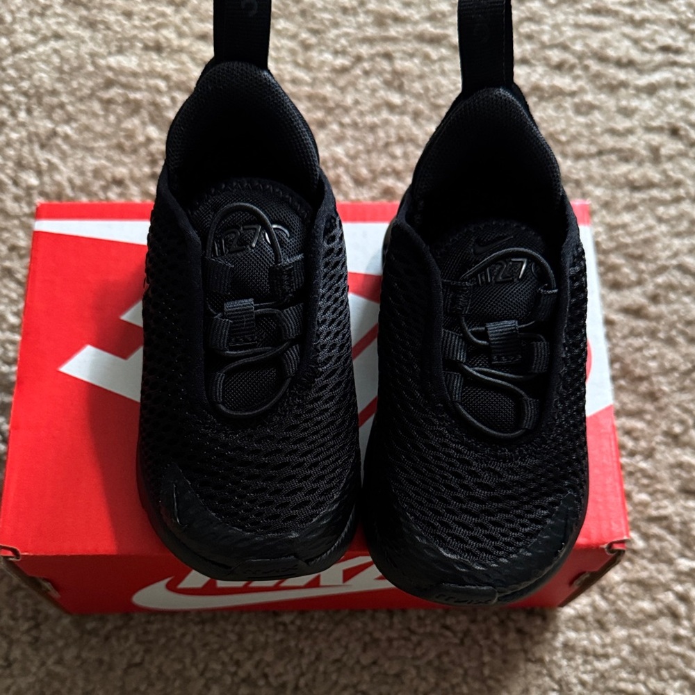Nike Air Max 270 Sneakers, 5c